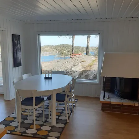 別荘 Havblikk, Cozy By The Sea With Beautiful Views *