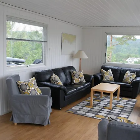 Feriehus Havblikk, Cozy By The Sea With Beautiful Views *