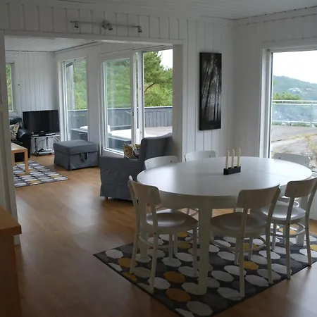 別荘 Havblikk, Cozy By The Sea With Beautiful Views マンダール